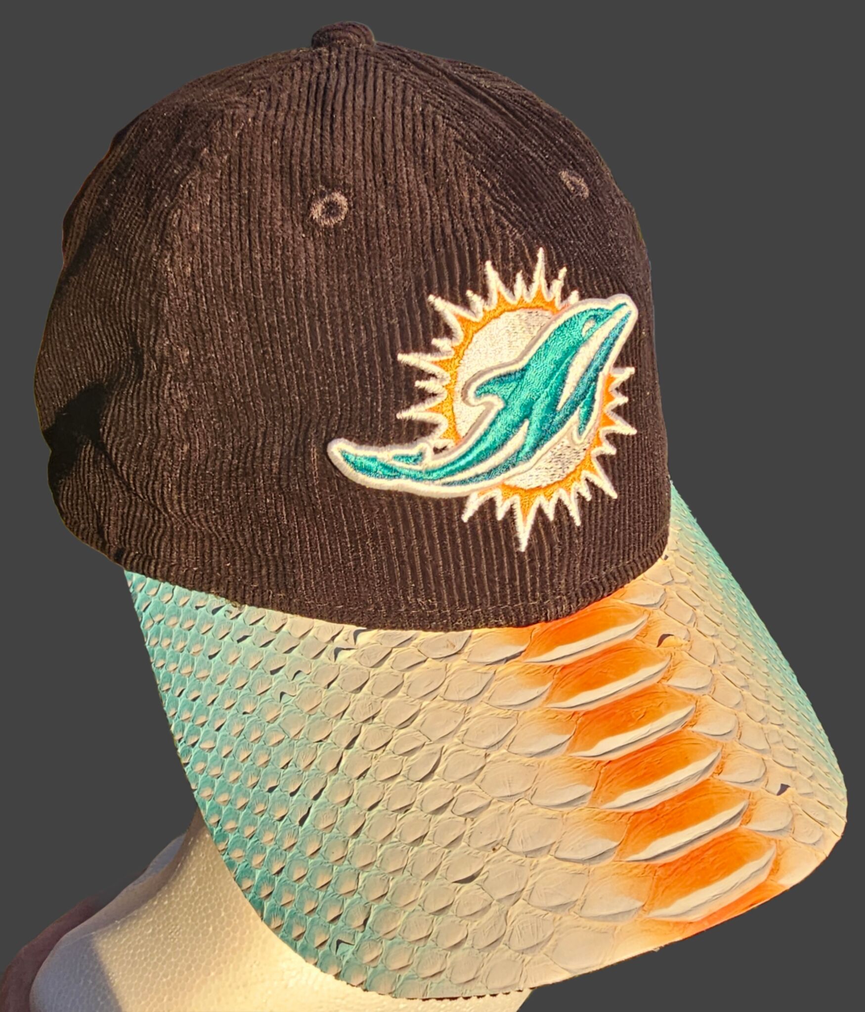 New Era Python 9TWENTY ADJUSTABLE Black Embellished Miami Camo 33056 - Image 4